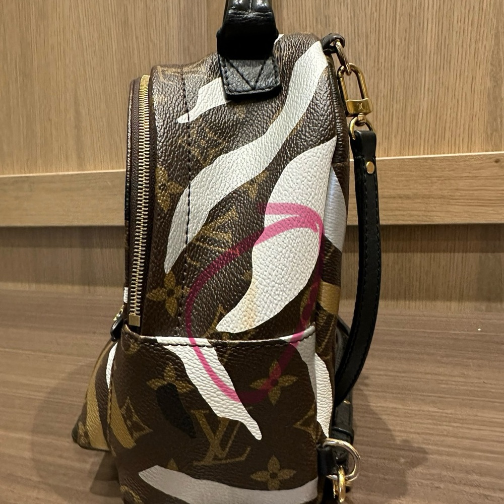 Louis Vuitton X League of Legends Monogram Palm Springs Mini - Picture 3 of 15